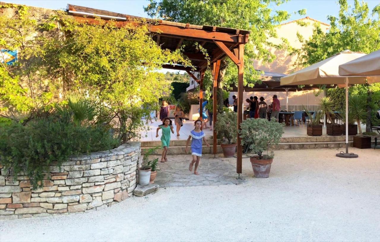 Les Cigalous Hotel Salavas Kültér fotó
