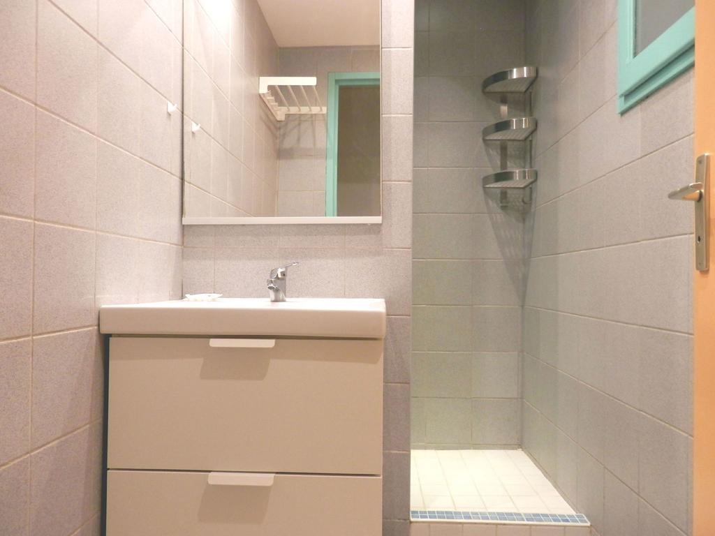 Les Cigalous Hotel Salavas Szoba fotó